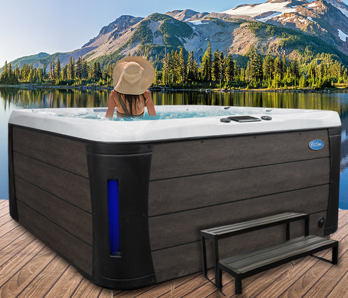 Calspas hot tub being used in a family setting - hot tubs spas for sale San Buenaventura